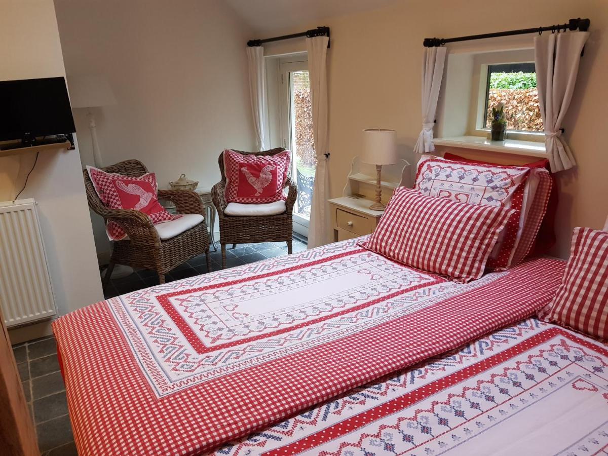 Bed and Breakfast Bij Saar à Zwinderen Extérieur photo